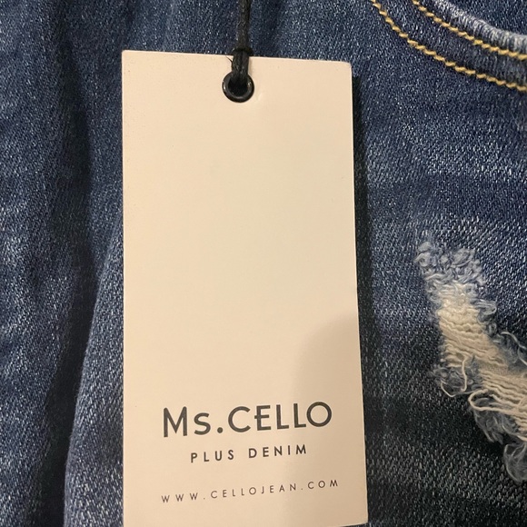 NWT Ms.Cello Denim shorts - Picture 6 of 6